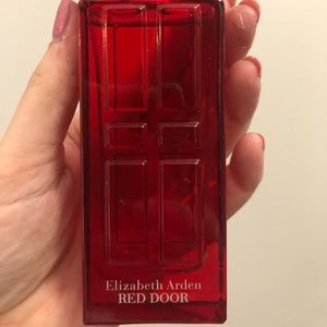Elizabeth Arden— red door
